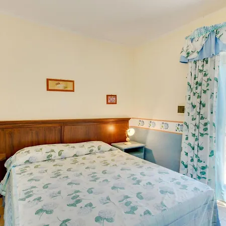 Delux In Castiglione Del With Pool