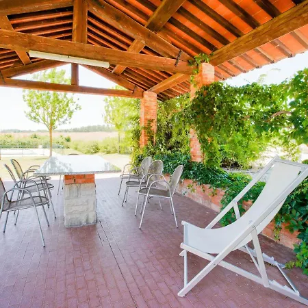 Delux In Castiglione Del With Pool Дом отдыха