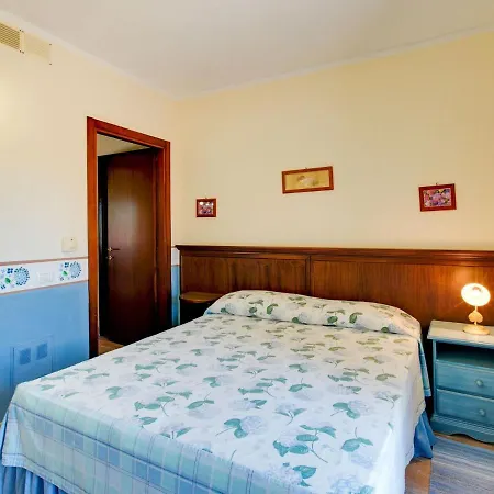 Delux In Castiglione Del With Pool * Кастильоне-дель-Лаго