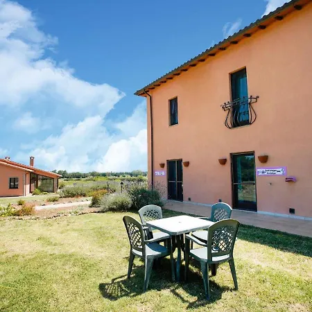 Delux In Castiglione Del With Pool Дом отдыха